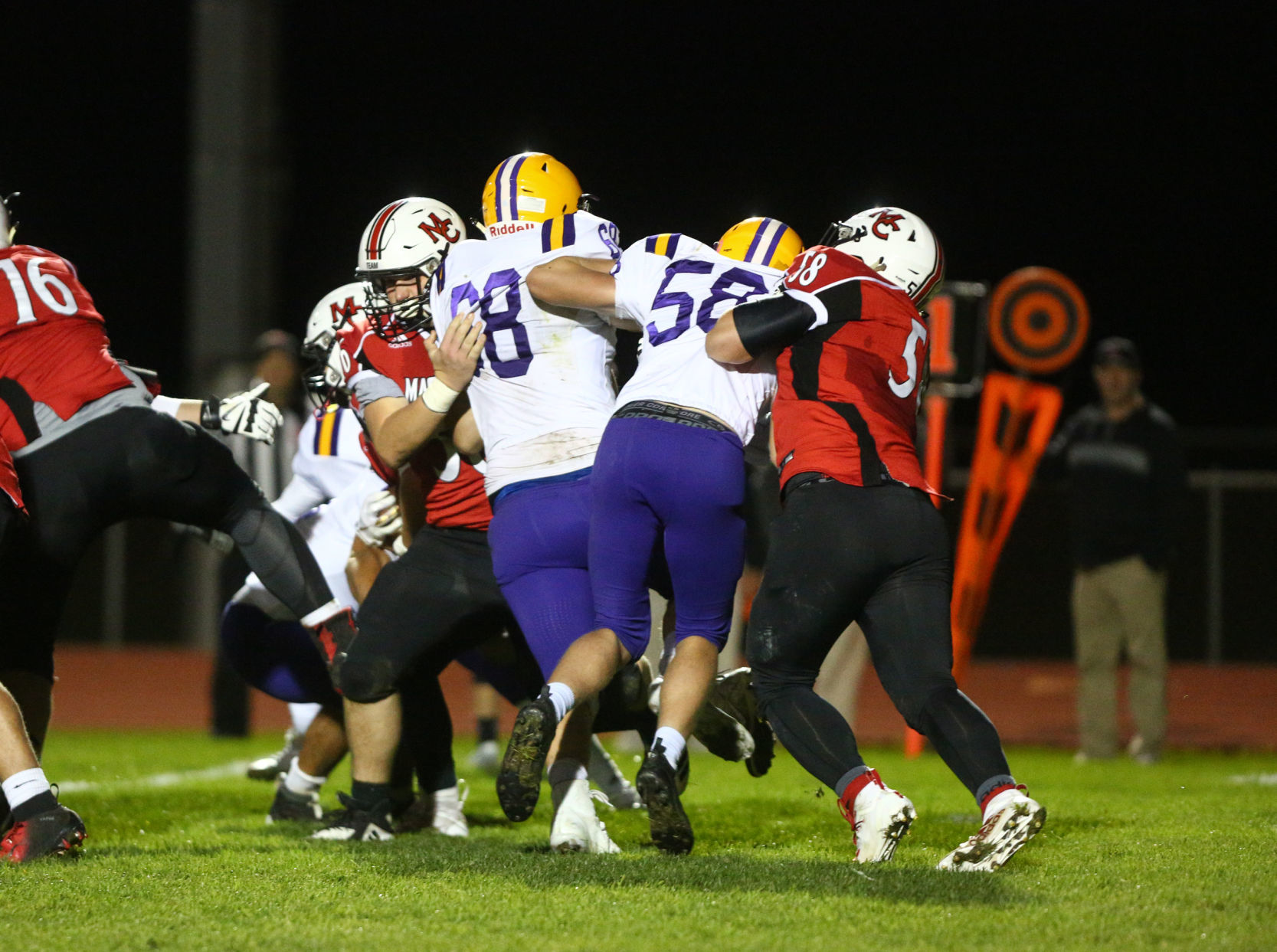 Mason City vs Indianola 10-04-2019 (7).jpg
